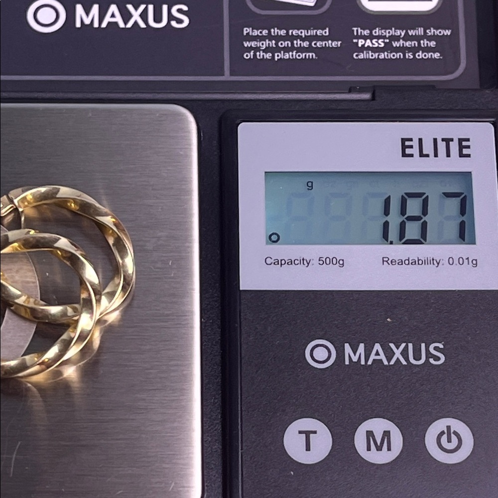 14K Italy Gold Wavy spiral Hoop Earrings - Picture 5 of 6